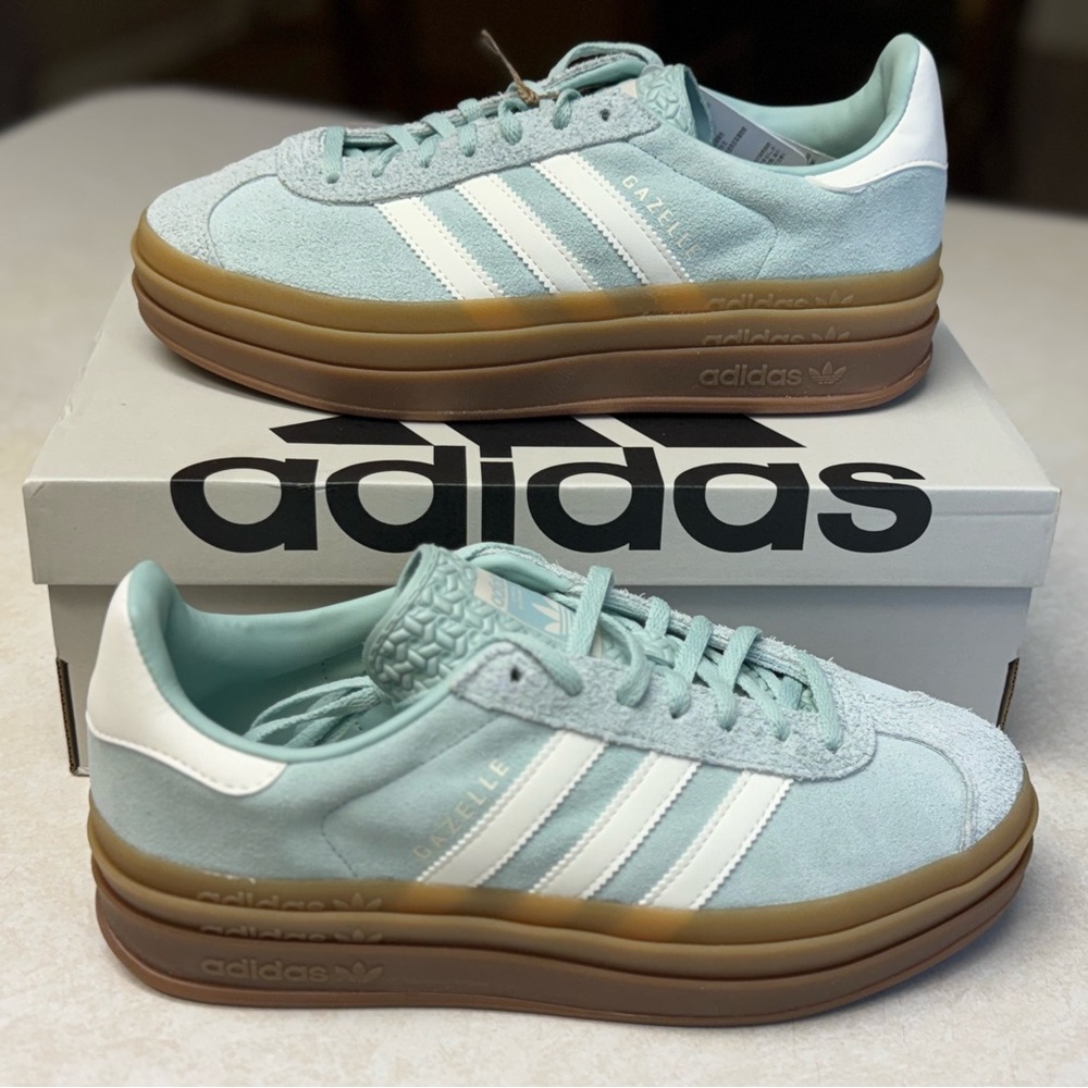 NWT! Adidas | Gazelle Bold - Ash Green, Size 9 - Picture 12 of 14